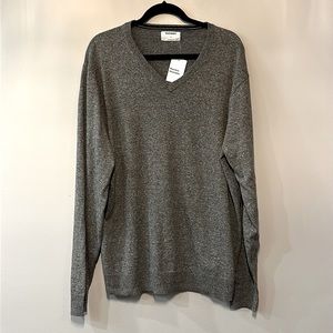 Men's grey sweater